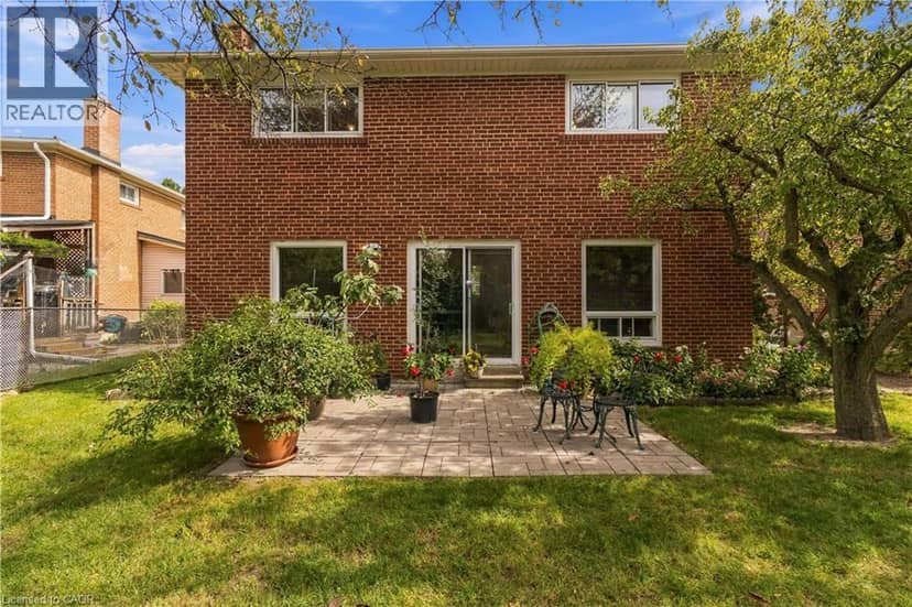 152 HILDA Avenue, North York, photo 3