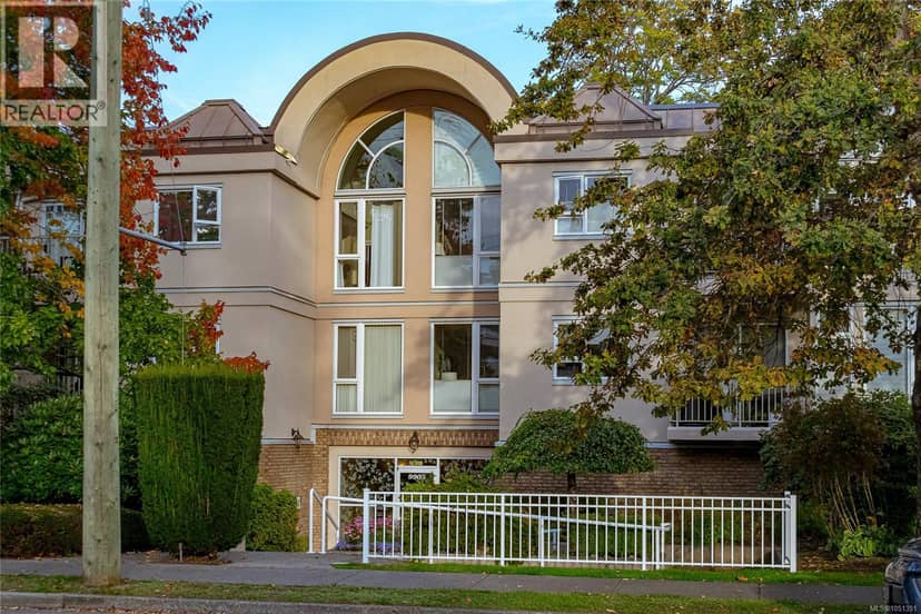 201 9905 Fifth St, Sidney
