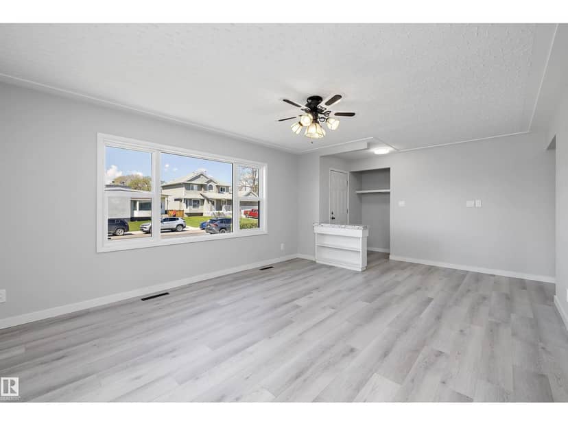 12715 / 12717 93 ST NW, Edmonton, photo 5