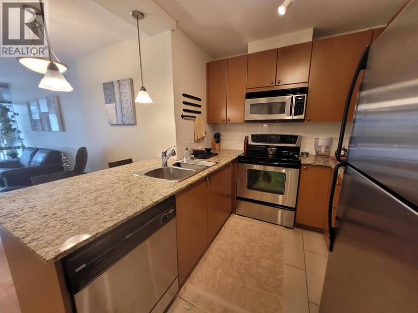 408 610 VICTORIA STREET, New Westminster