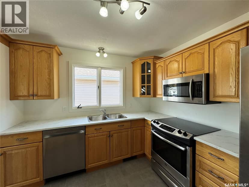 218 2nd AVENUE E, Biggar, photo 6