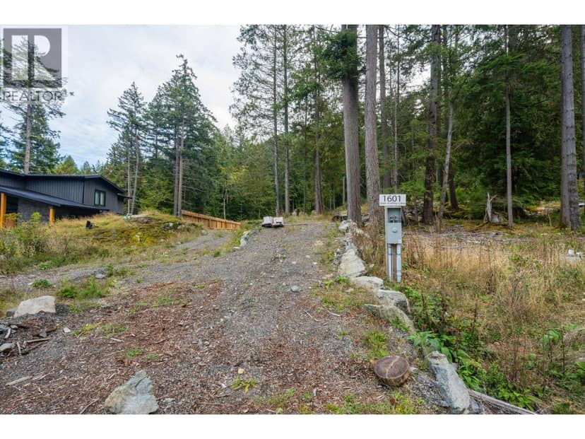 1601 JOAN AUDREY LANE, Bowen Island, photo 5
