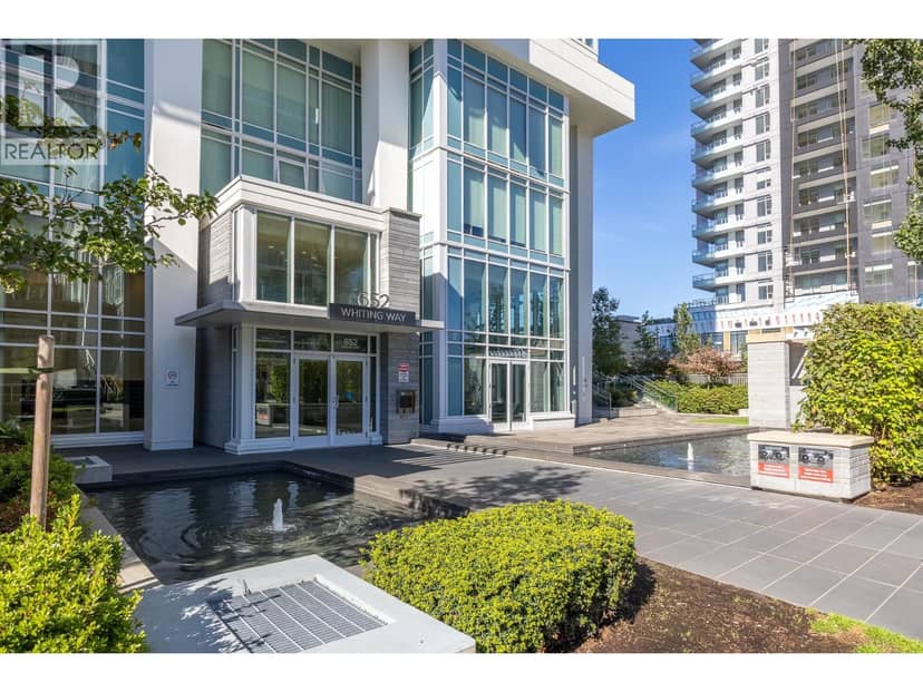 101 652 WHITING WAY, Coquitlam