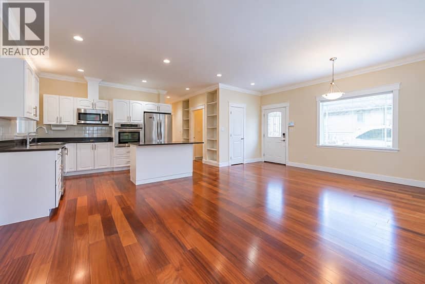 766 GERUSSI LANE, Gibsons, photo 7