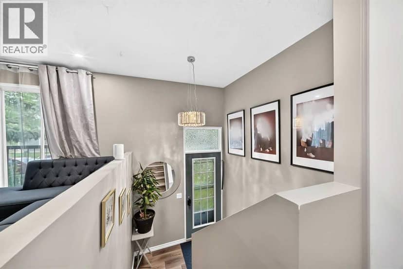 553 Macewan Drive NW, Calgary, photo 4