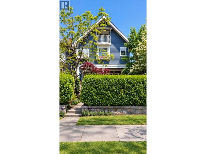 1951 NAPIER STREET, Vancouver