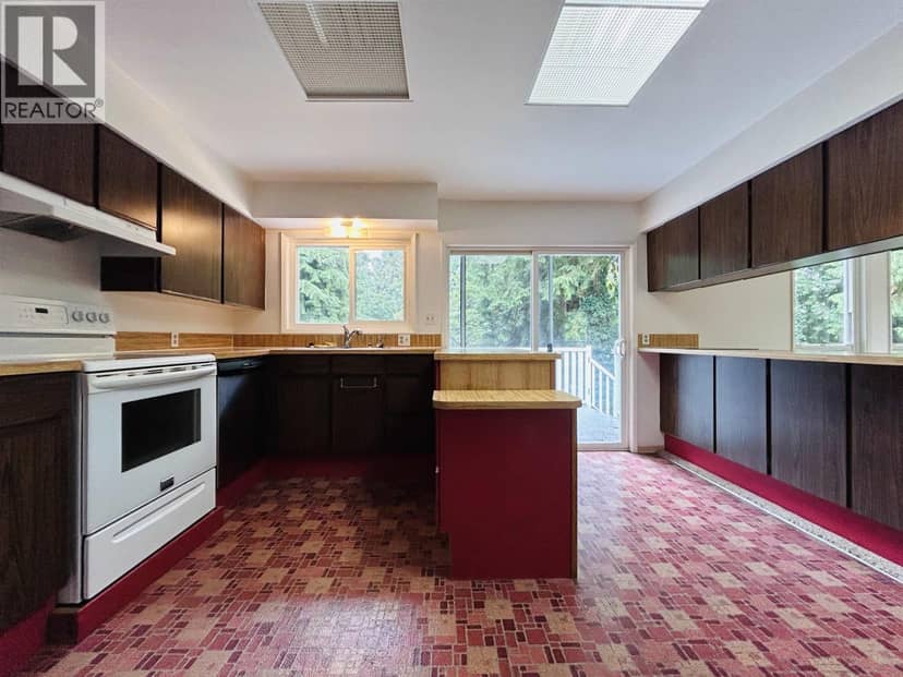 1404 WINSLOW AVENUE, Coquitlam, photo 8