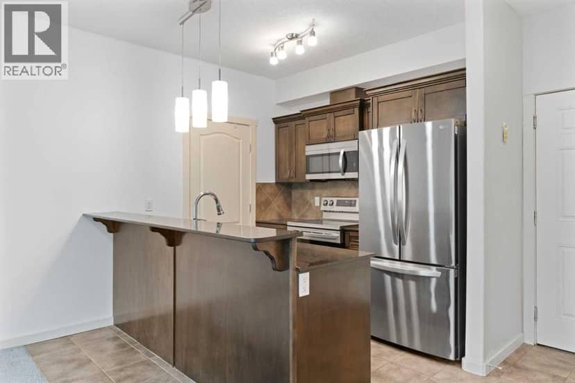 208, 141 Mountain Street, Cochrane, photo 3