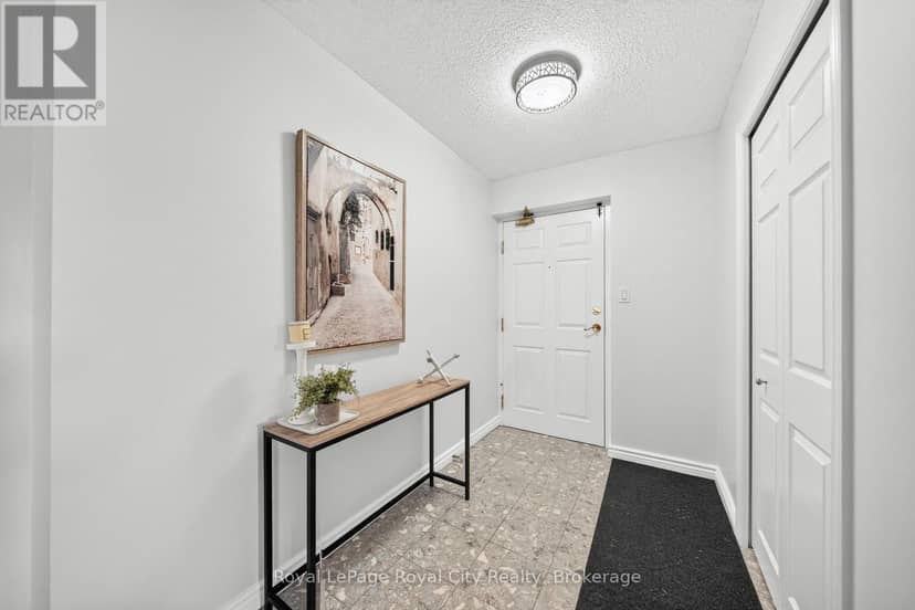701 - 281 Bristol Street, Guelph, photo 4