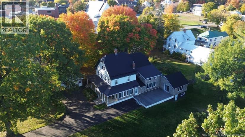 113 Regent Street, Woodstock