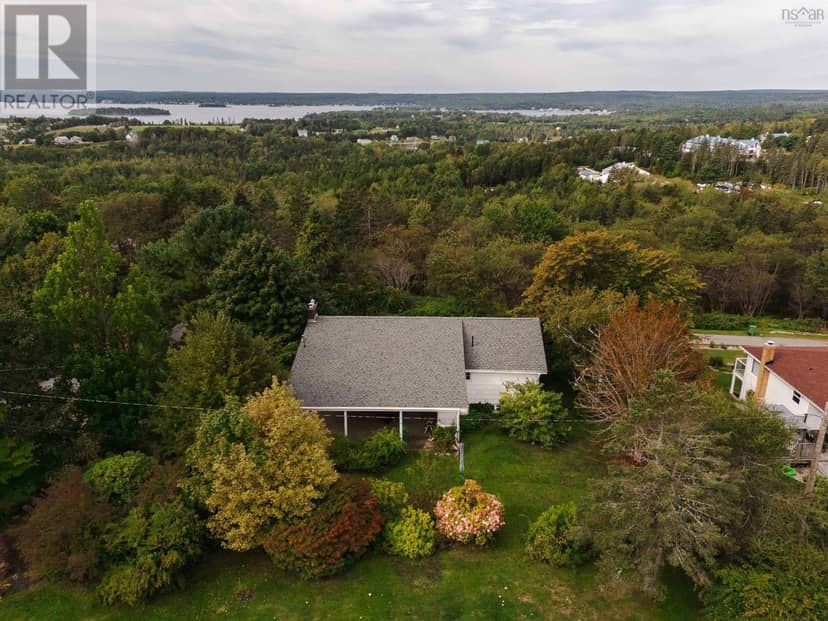 28 Oakview Drive, Chester, photo 6