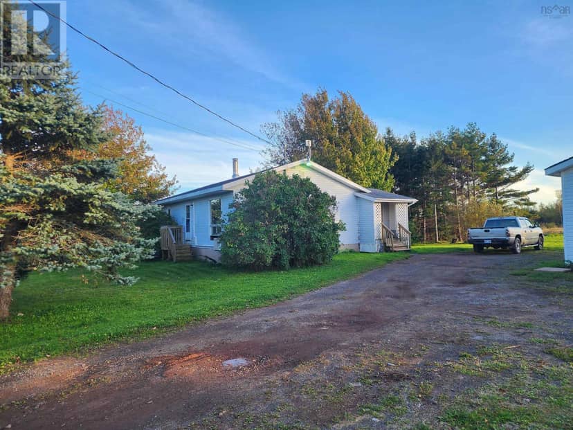9340 Highway 366, Port Howe, photo 5