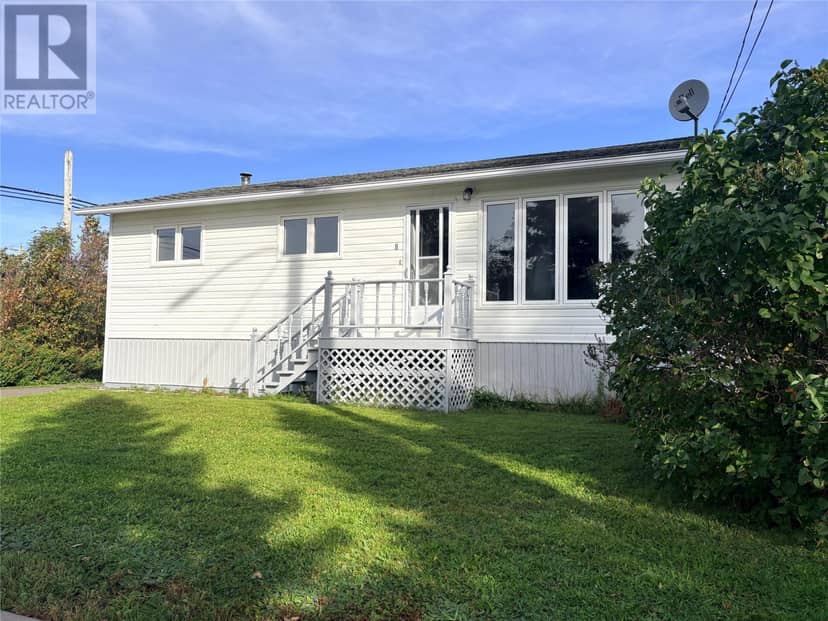 8 Fairview Street, Lewisporte, photo 2