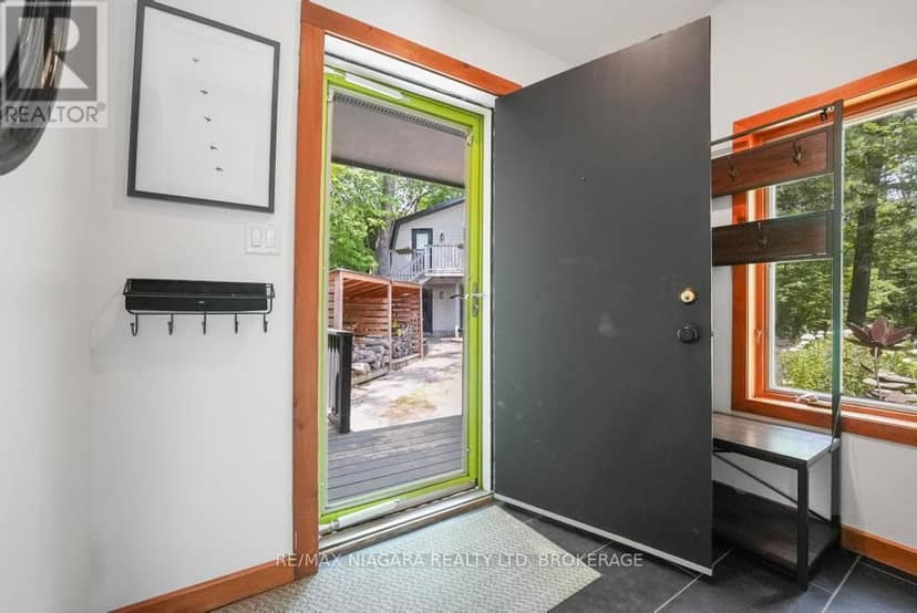 1009 Mercedes Drive N, Minden Hills, photo 5