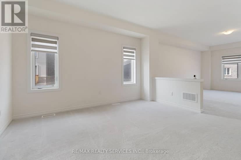 49 Dennis Avenue, Brantford, photo 4