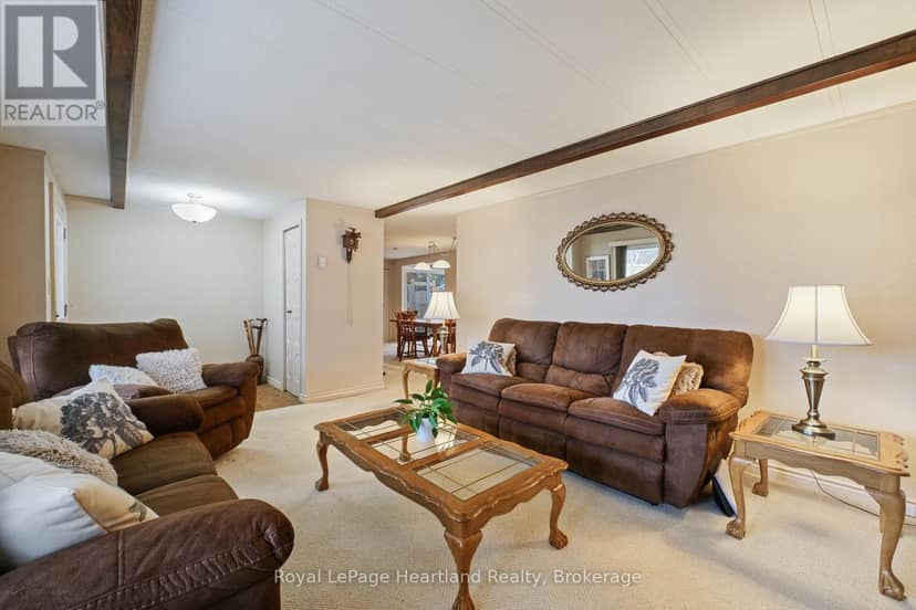 13 Cypress Point Crescent, South Huron, photo 7