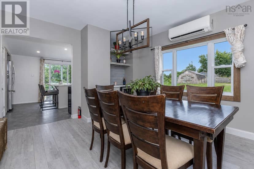 10 Cottage Street, Sydney Mines, photo 8