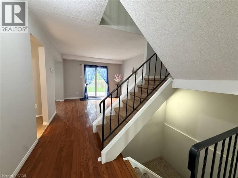 195 FERGUSON Drive Unit# 6, Woodstock, photo 5