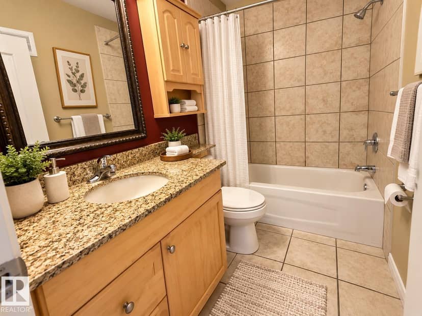 #403 9925 83 AV NW, Edmonton, photo 6