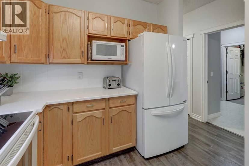 102, 39 Hidden Creek Place NW, Calgary, photo 7