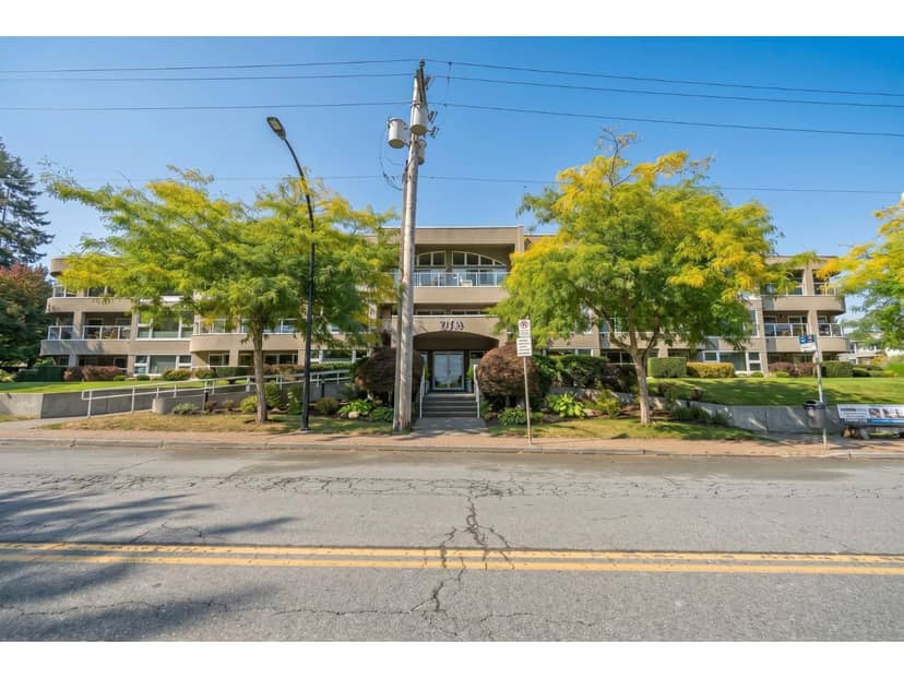 304 15809 MARINE DRIVE, White Rock
