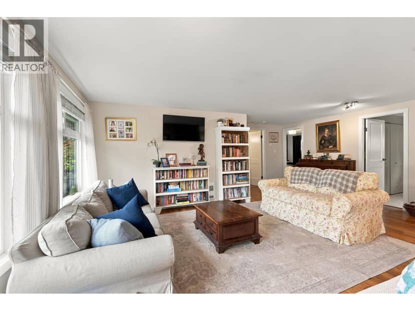 5734 PEBBLE CRESCENT, Sechelt, photo 7