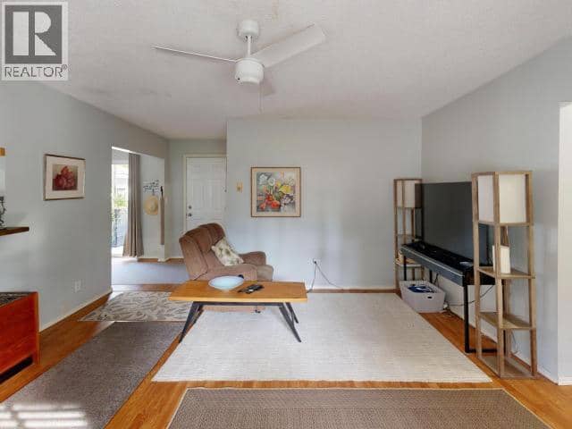 4706 BOWNESS AVE, Powell River, photo 6