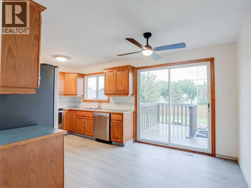 230 Eagle Road N, Lethbridge, photo 8