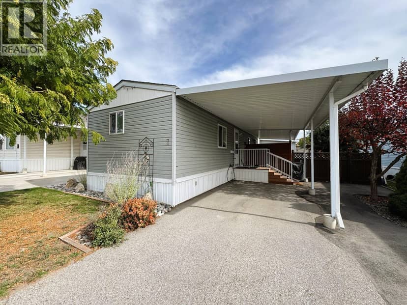 7225 Boundary Drive Unit# 7, Grand Forks