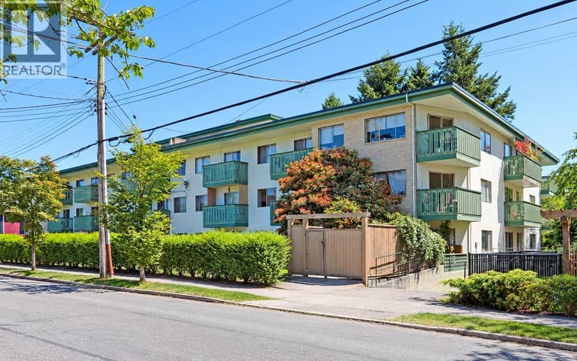 207 36 E 14TH AVENUE, Vancouver, photo 2