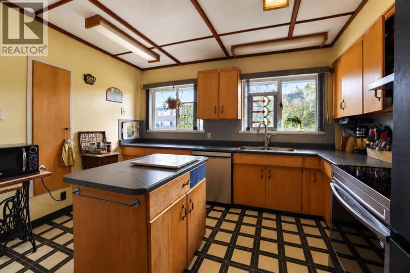 1516 ALBATROSS AVENUE, Kitimat, photo 3