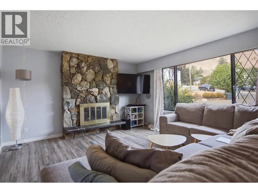 815 KAMBIA Crescent, Kamloops, photo 4