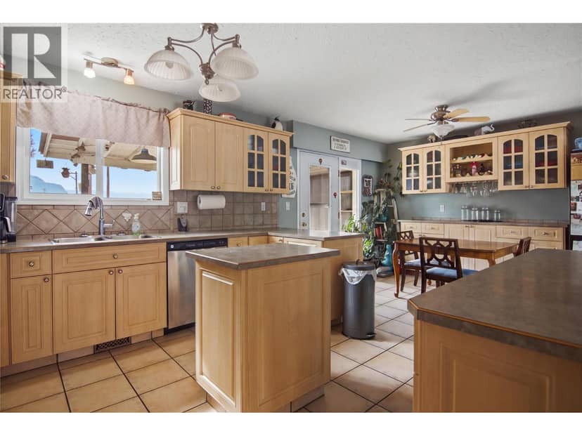 815 KAMBIA Crescent, Kamloops, photo 7
