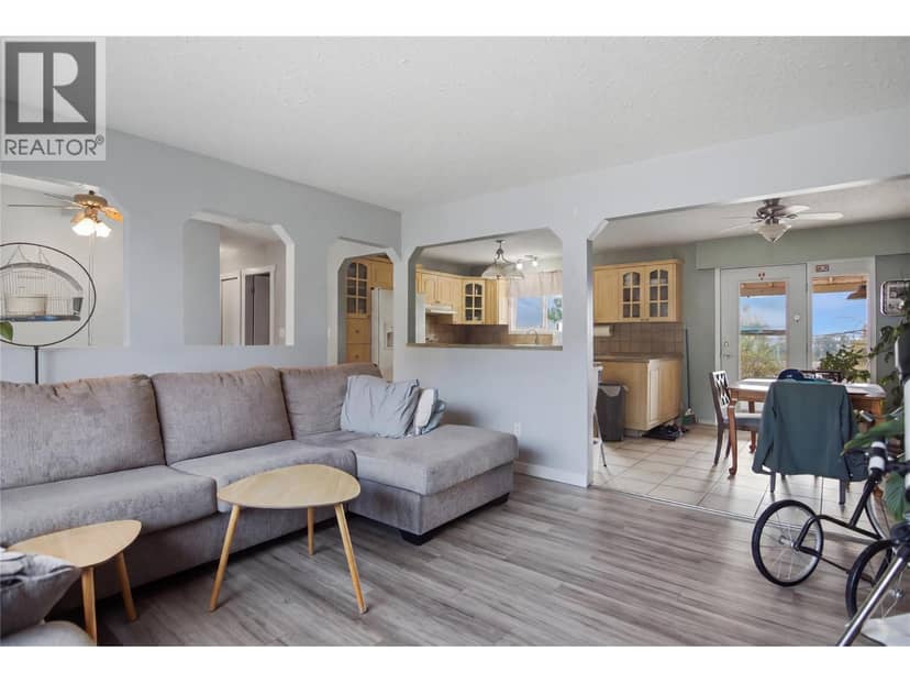 815 KAMBIA Crescent, Kamloops, photo 5