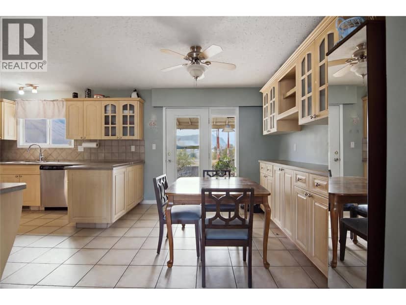 815 KAMBIA Crescent, Kamloops, photo 8