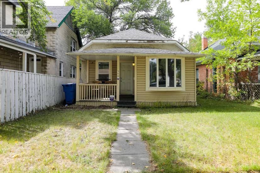 540 12 Street S, Lethbridge, photo 2