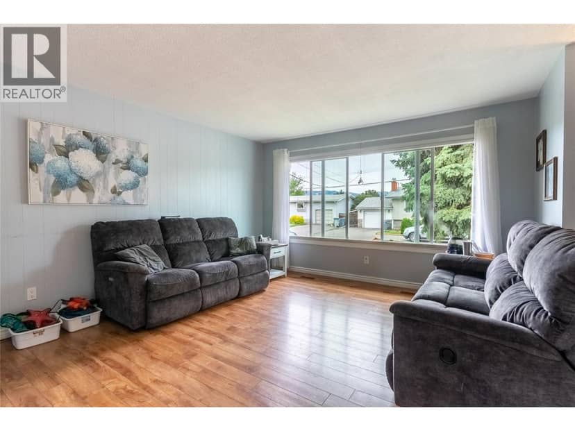 690 Alberni Avenue, Kamloops, photo 4