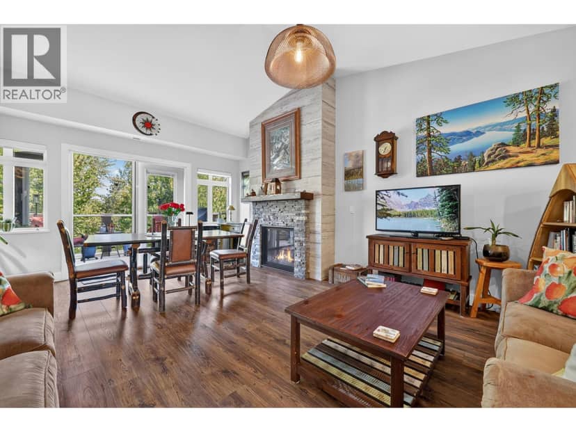 3996 Beach Avenue Unit# 308 Lot# 36, Peachland, photo 2