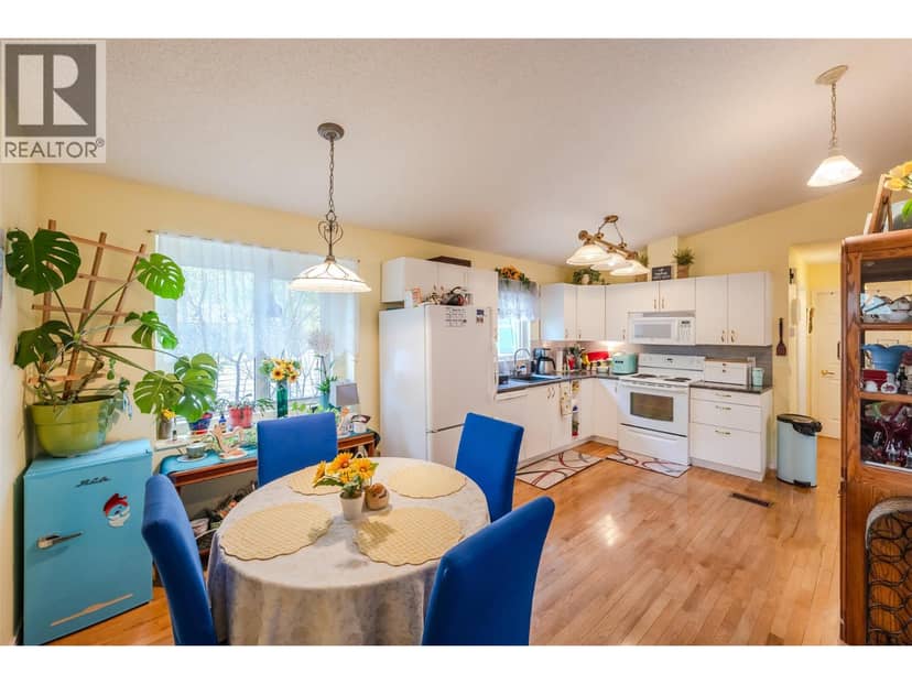 3096 South Main Street Unit# 10, Penticton, photo 3