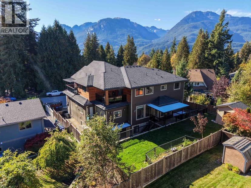 40231 KINTYRE DRIVE, Squamish, photo 2
