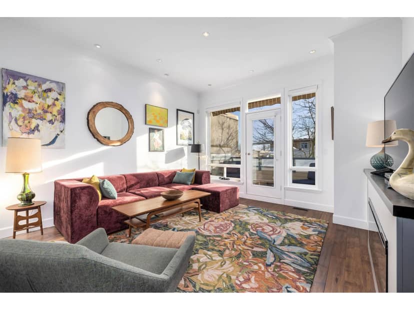 3 15161 PROSPECT AVENUE, White Rock, photo 2