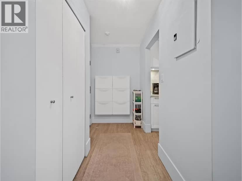 210 141 W 13TH STREET, North Vancouver, photo 3