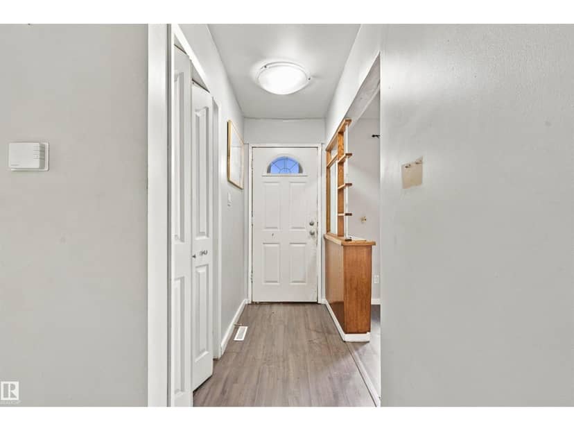 12303 115 AV NW, Edmonton, photo 3