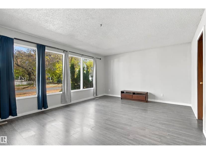 12303 115 AV NW, Edmonton, photo 5