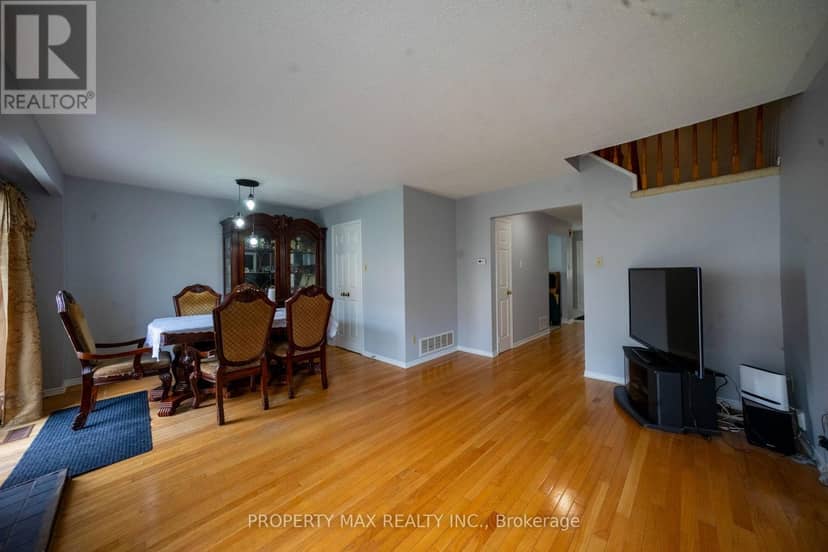 144 Bellrock Drive, Toronto, photo 8