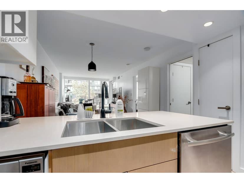 207 1618 QUEBEC STREET, Vancouver, photo 3