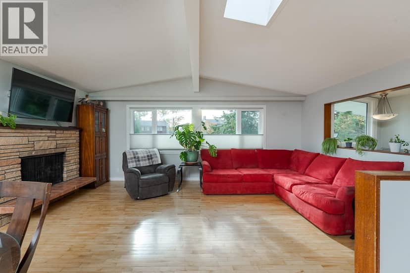 181 GORDON CRESCENT, Prince George, photo 7