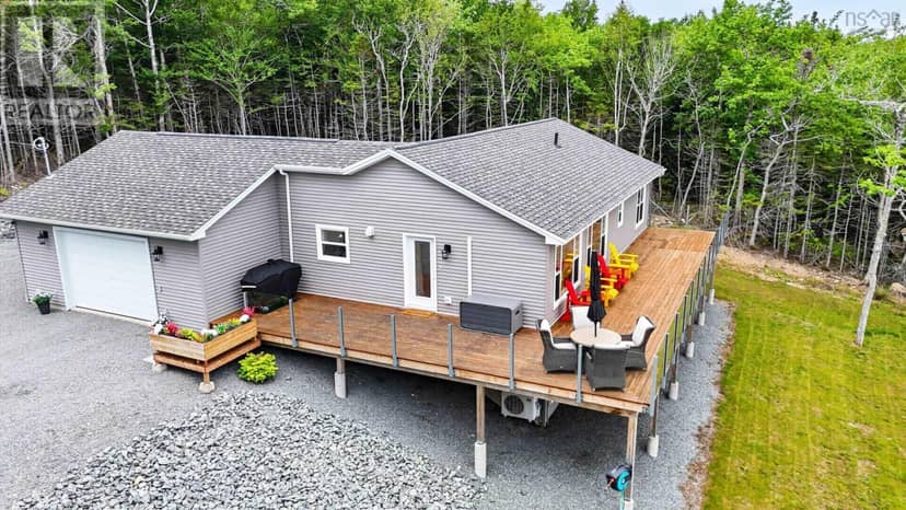 259 Maple Drive, Cape George, photo 3