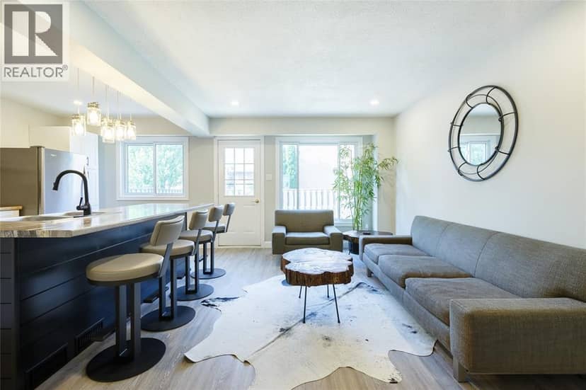 215 TRUDEAU DRIVE Unit# 69, Sarnia, photo 6