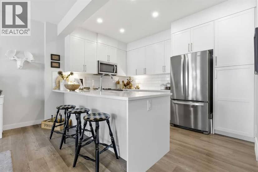 307 Crestridge Common SW, Calgary, photo 2